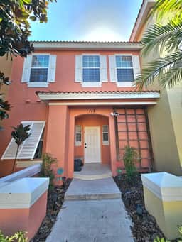 Disney Area 3BR Townhome Resort Pool, Patio