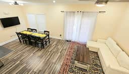 LUCAYA VILLAGE - RESORT 4BR 3BA Modern Townhome, Gated Resort