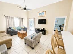 OAK ISLAND - 4BR 3BA Home w/ Pool & Games Room - Image 5