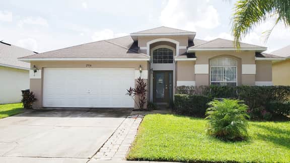 OAK ISLAND - 4BR 3BA Home w/ Pool & Games Room
