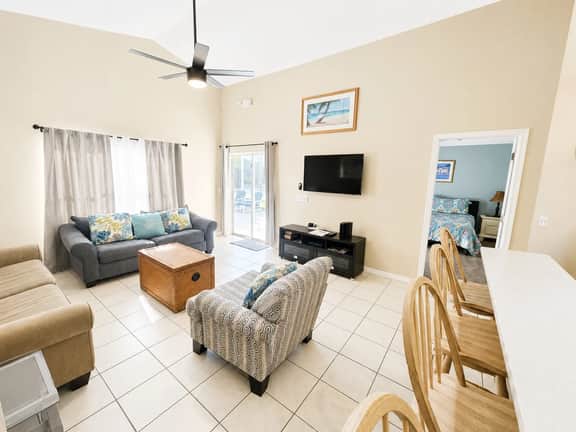 OAK ISLAND - 4BR 3BA Home w/ Pool & Games Room - Image 5